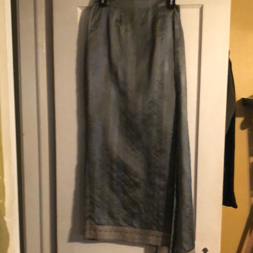Ellen Tracy- silk wrap skirt